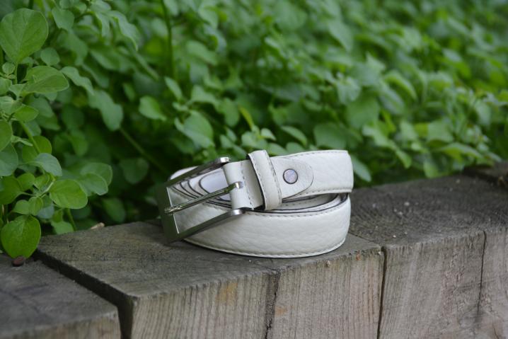 RIVERSIDE CREAM